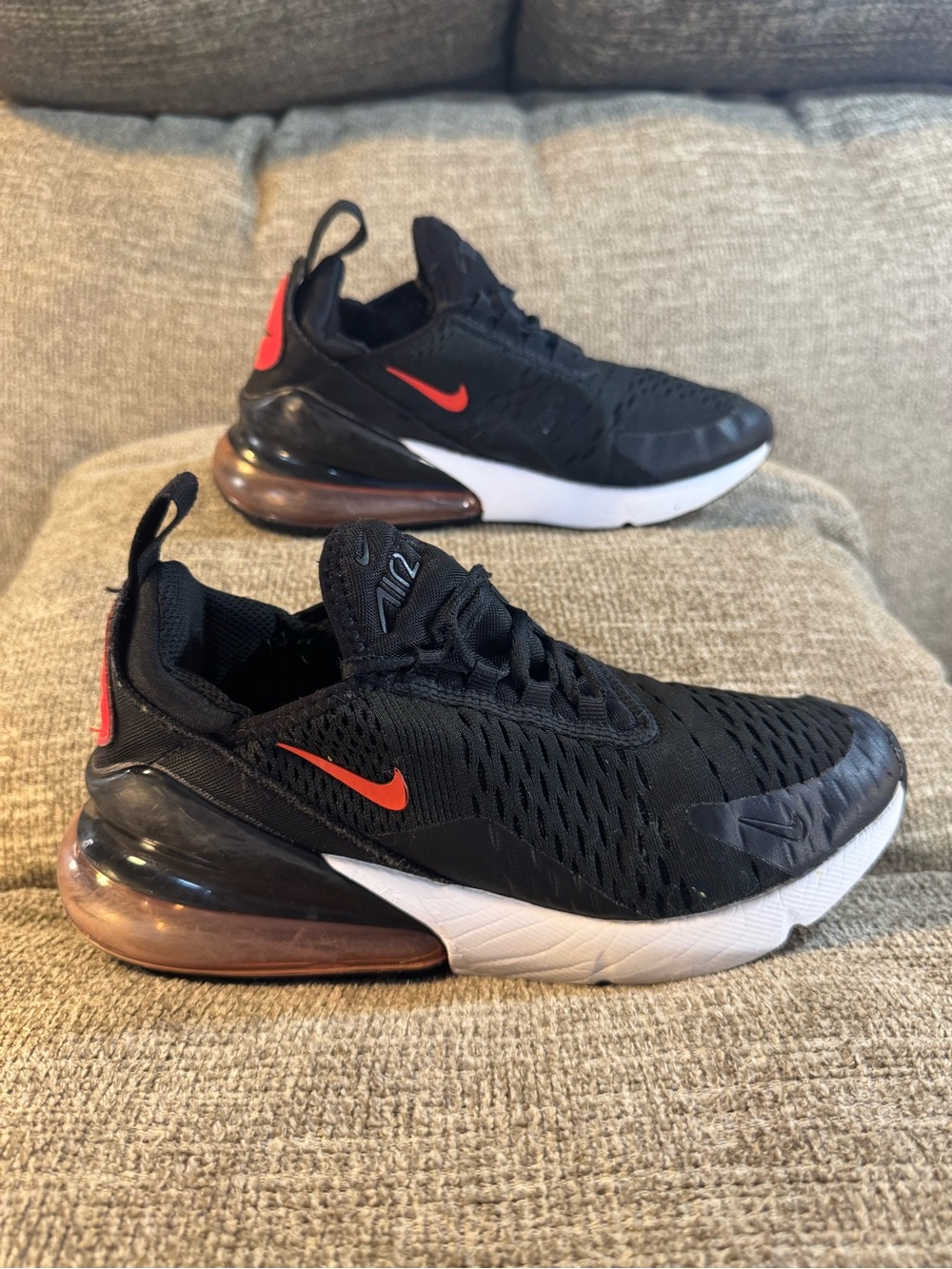 Nike Air Max 270 Kids Black/White/Red Shoes # FB8037-001 Size 5Y